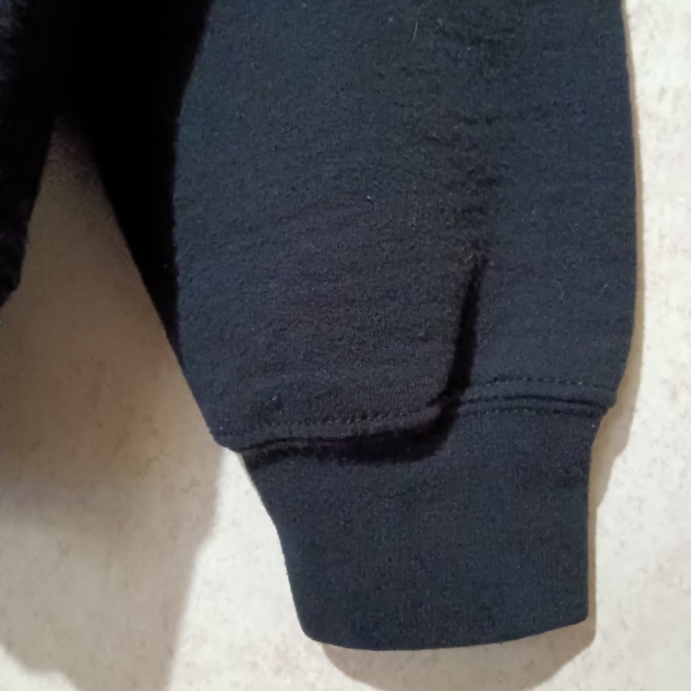 Gildan (Heavy Blend) black "hello Twelve est. 2012 sweatshirt size small - Picture 4 of 8